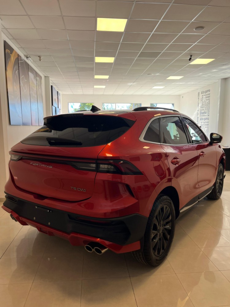 Forthing T5 5P 1,5 T 7AT Evo Premium — foto 8